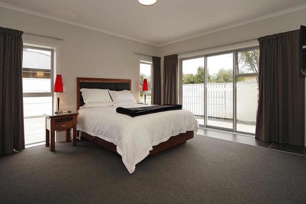 City Corporate Motor Inn Palmerston North Room photo