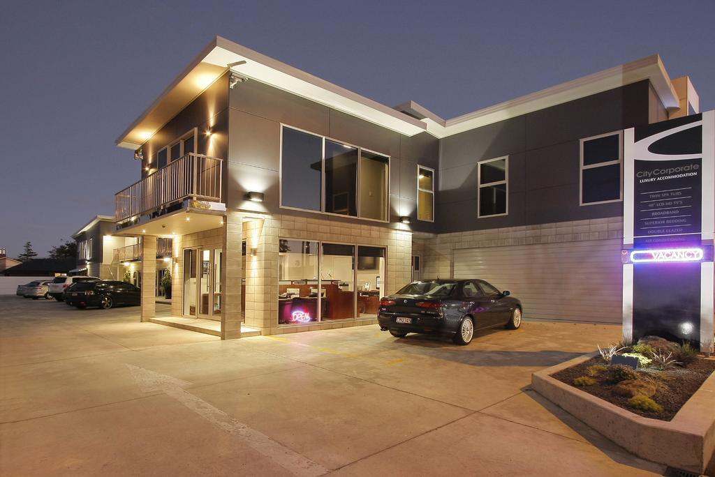 City Corporate Motor Inn Palmerston North Exterior photo